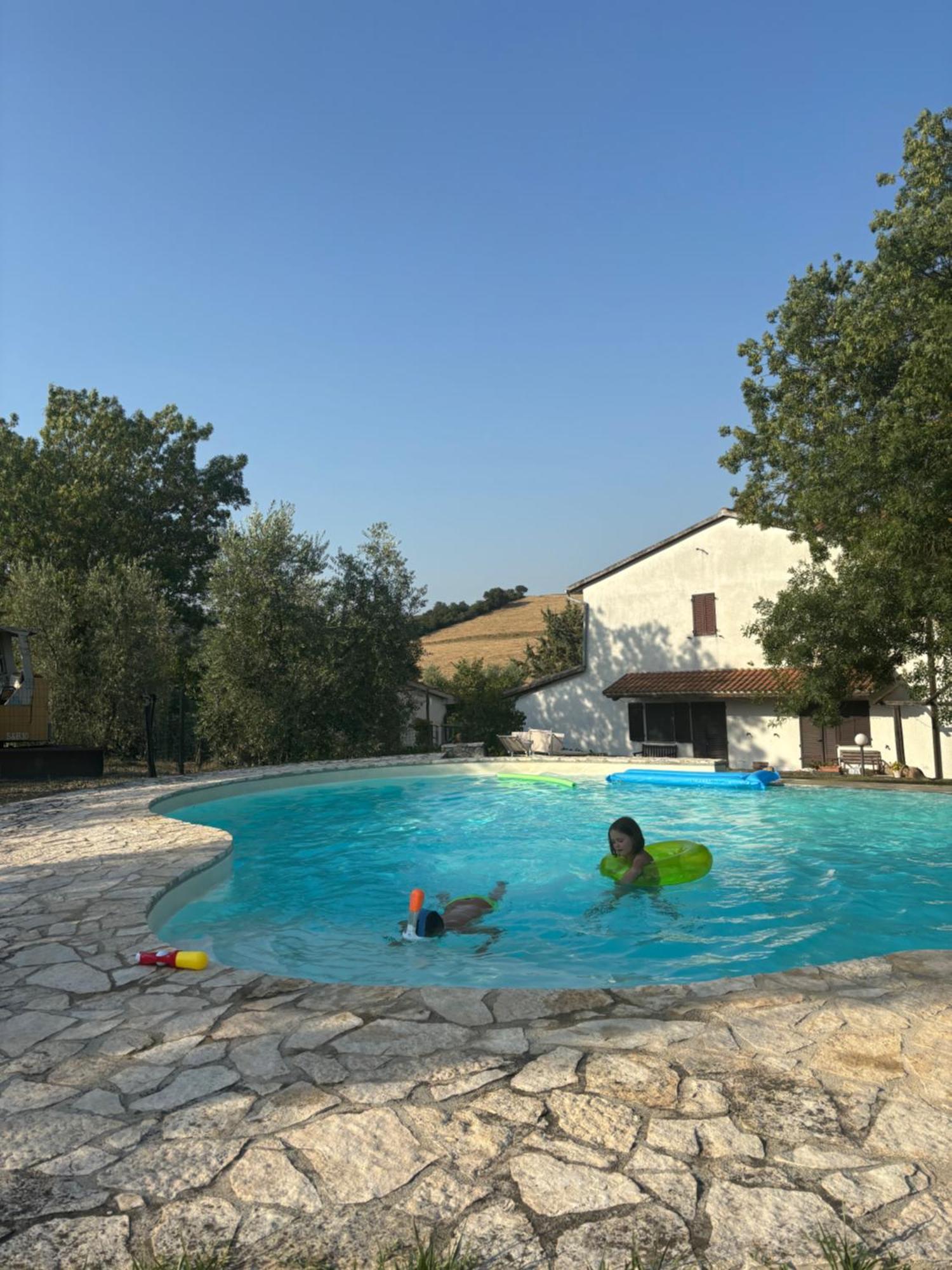 מונטמראנו Agriturismo La Locandiera מראה חיצוני תמונה