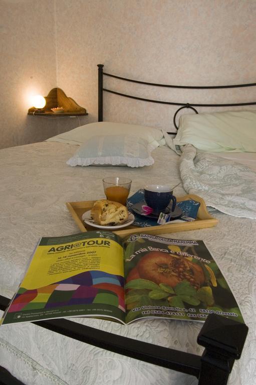 מונטמראנו Agriturismo La Locandiera מראה חיצוני תמונה